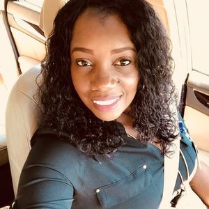 Meet your Posher, Dinah